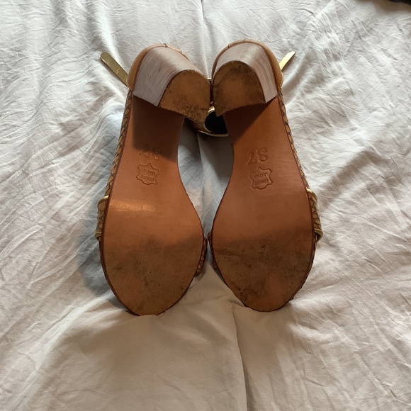 The Tui Collection Heels Genuine Leather - Picture 2 of 3